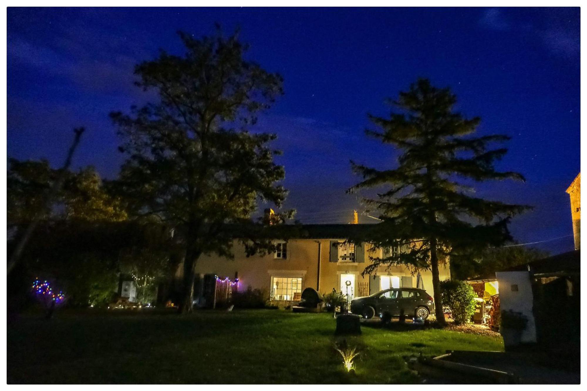 The Blue Lotus Gite And Spa Le Langon 外观 照片